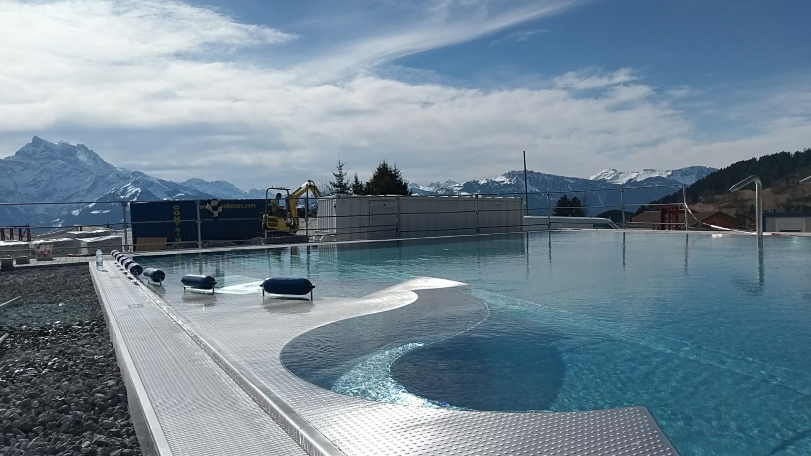 Ollon veut préserver la vue qui fait le succès de son nouveau centre aquatique